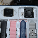 Ceas Inteligent Ultra cu 8 Curele Interschimbabile - Smartwatch Multifunctional
