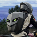 Rucsac Moto Impermeabil cu LED si Design Carbon - Compartiment Laptop, Carcasa Rigida