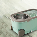 Mop Rotativ PRO 360 cu Galeata Dubla si Stoarcere Automata - Include 2 Rezerve Cadou